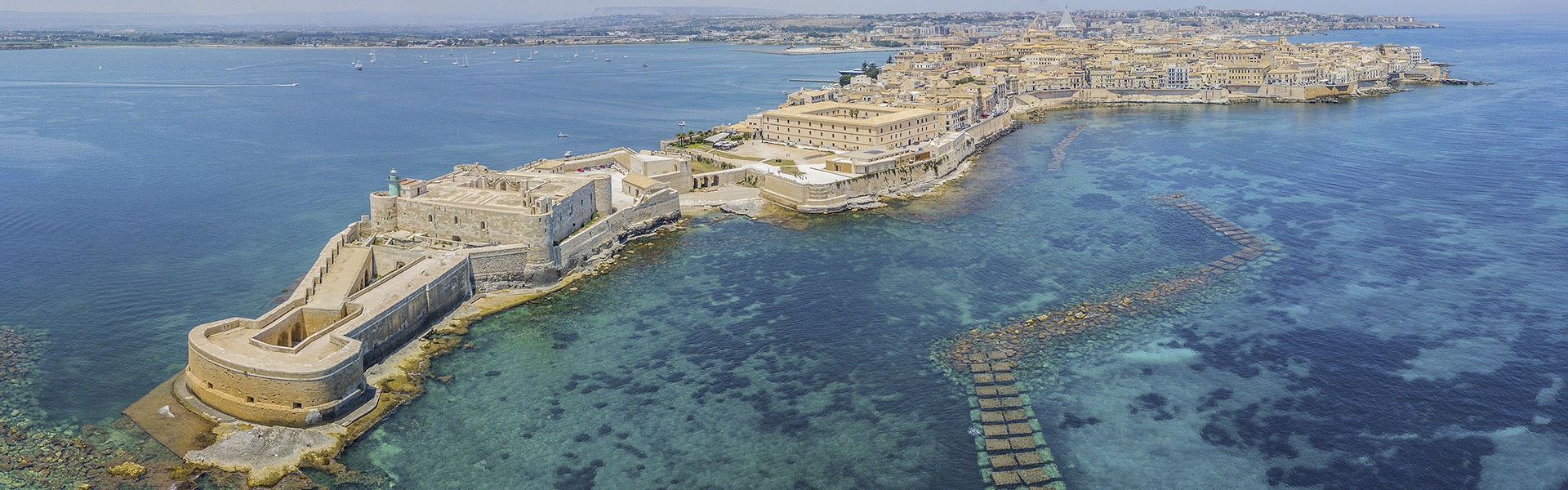 Siracusa e la necropoli rupestre di Pantalica 2