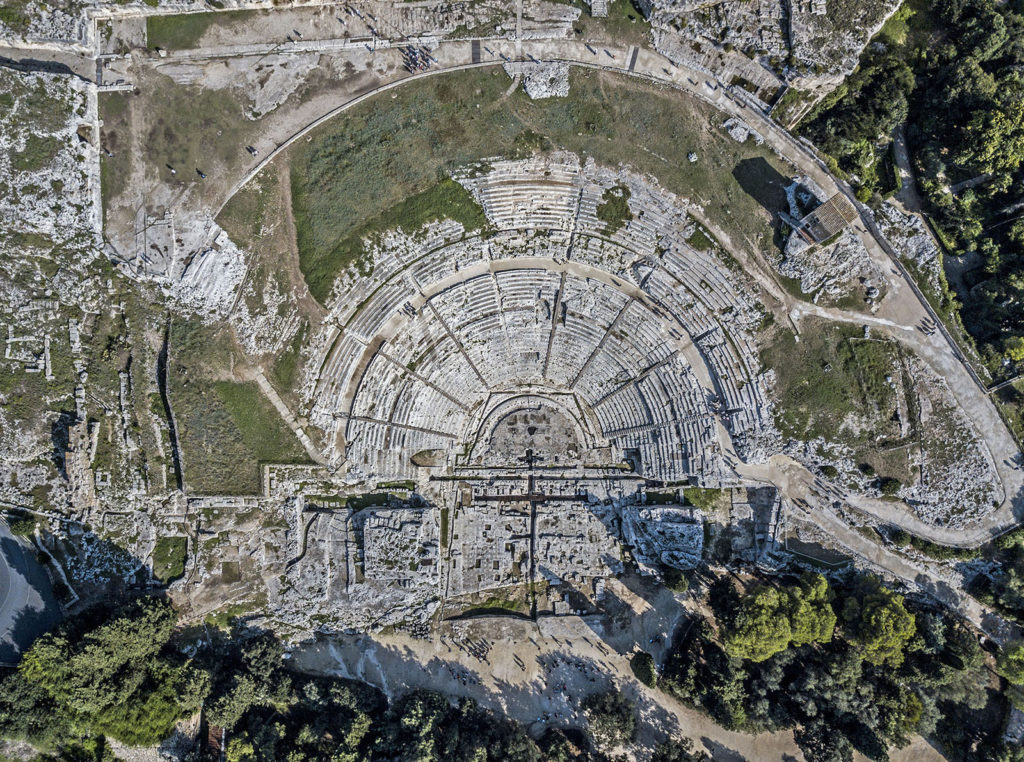 foto narrante : Il teatro greco di Siracusa