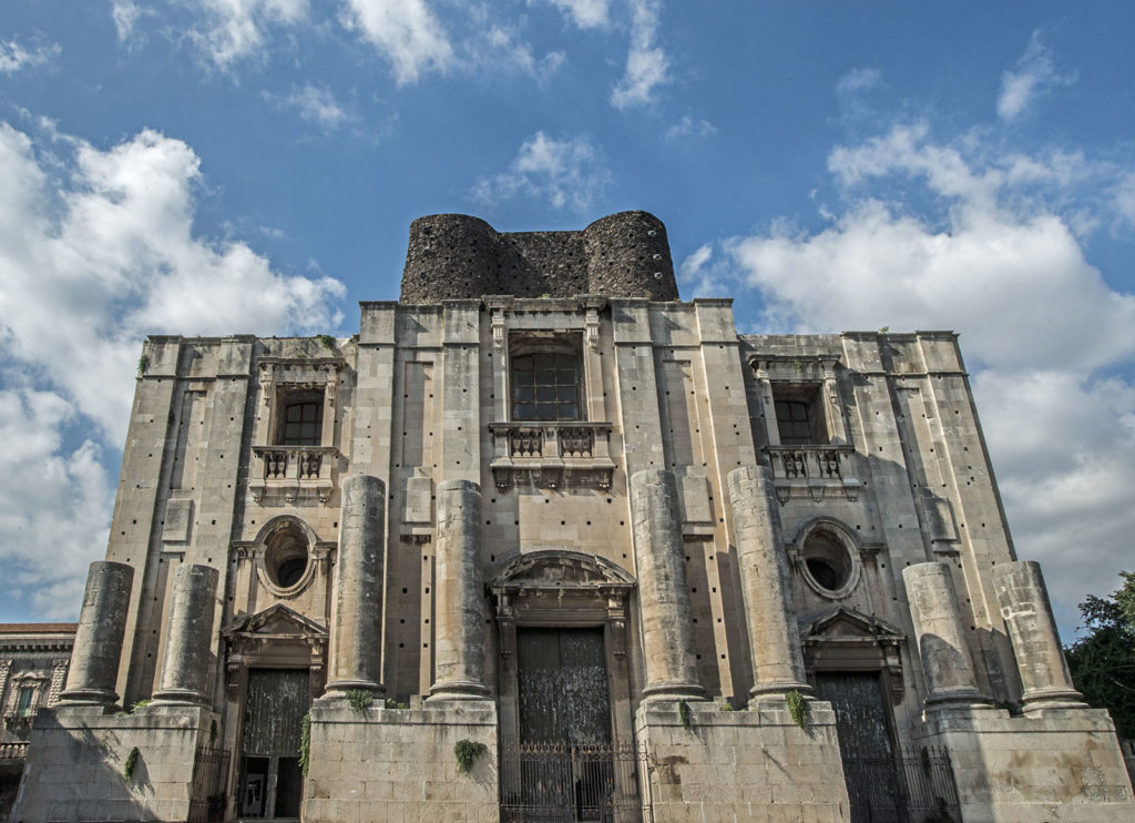 ta chiesa da piazza dante