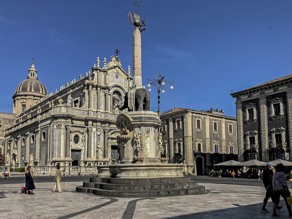 Piazza inquadrando l'elefante punto centrale