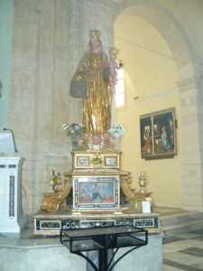 la statua di Santa Teresa