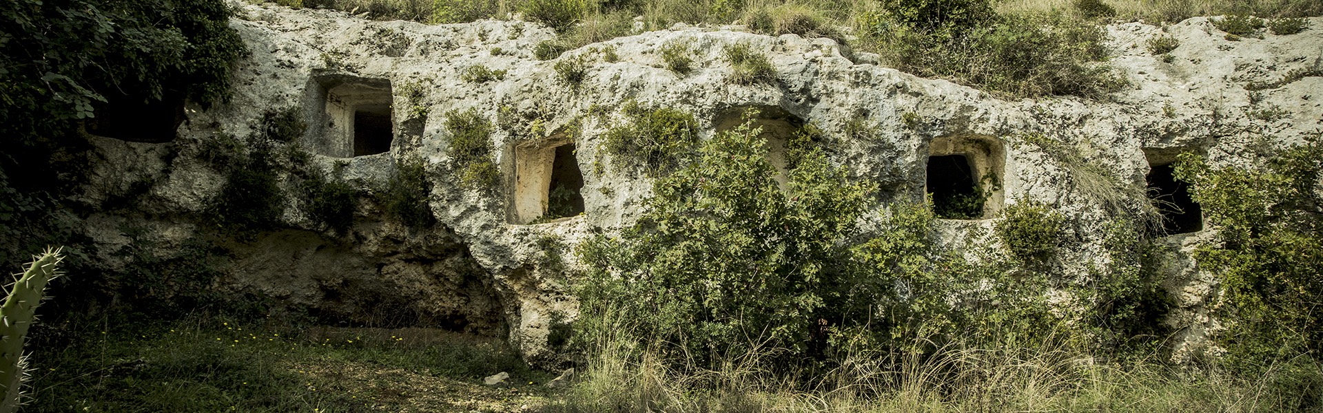 Siracusa e la necropoli rupestre di Pantalica 4